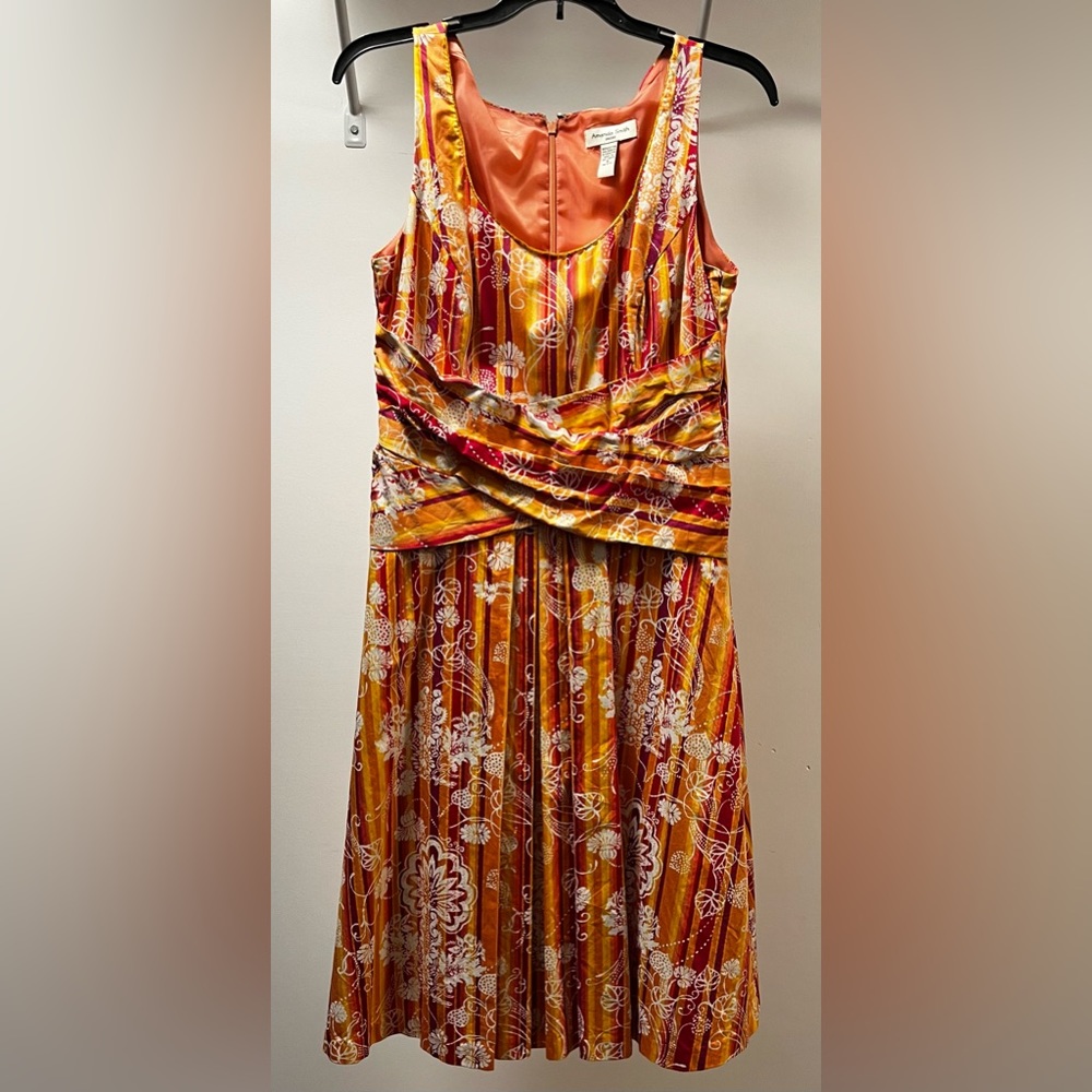Amanda Smith Summer Dress – Bold Colors & Flattering Fit 🏵️